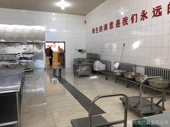 规范食堂经营行为，保障师生饮食安全——构建校园饮食经营新生态